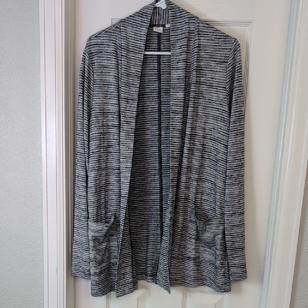 GAP Women's Black and White Striped Open Front Cardigan